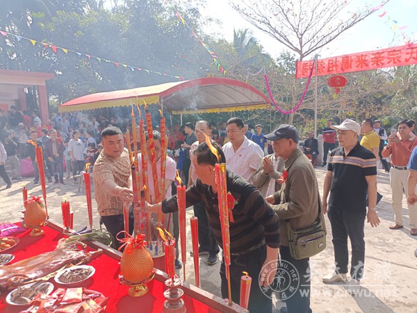 琼海泰伯书院今大年初八祭祠：石壁排沟宏声曲