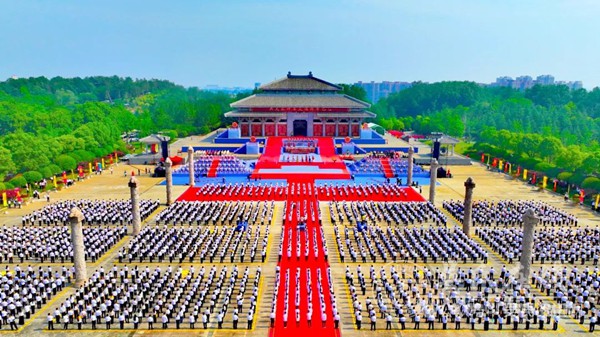 乙巳年拜谒炎帝神农大典隆重举行