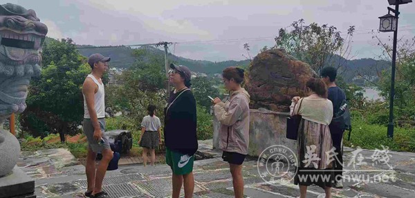 清水江文化论坛考察团莅临远口吴氏总祠、远口泰伯书院调研