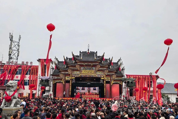 赣鄱乡音遇楚韵 黄梅名团贺盛典