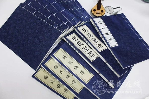 有哪些方法可以让家谱看起来更有趣