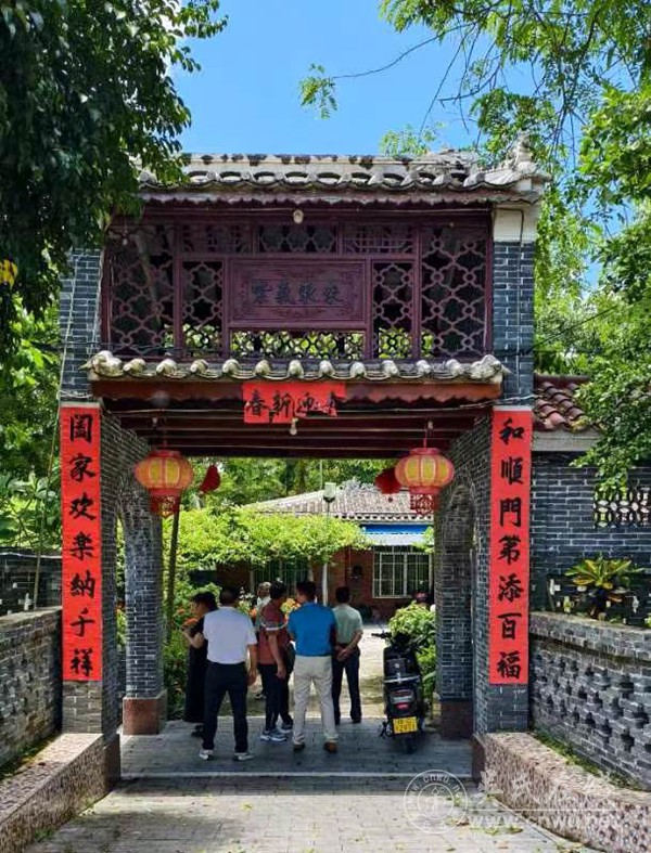 海南琼海吴氏：“五一”绘“院”景